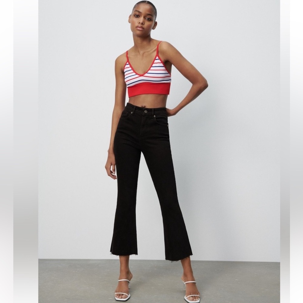 Zara high waist Dark Wash cropped flare jeans Sz 6 Raw Hem Fall